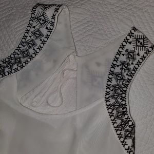 Black & White flowy dress